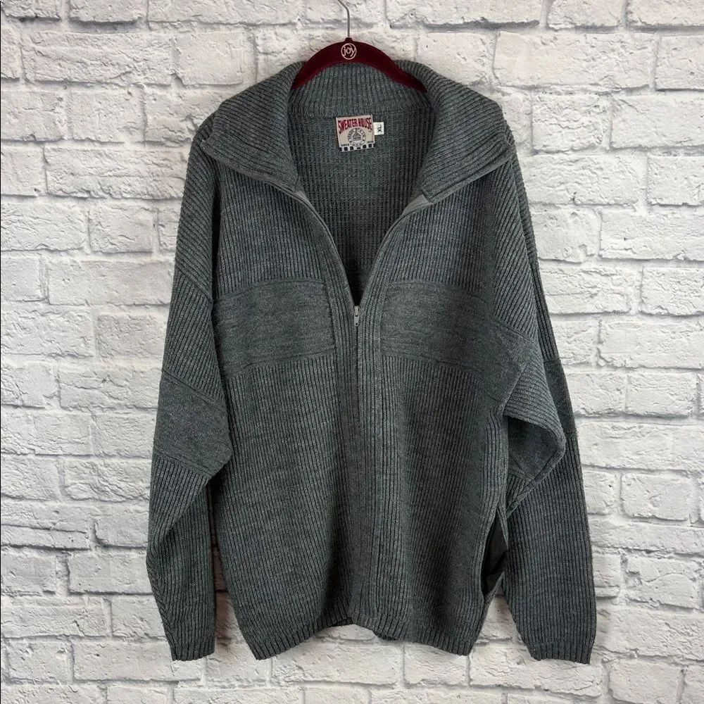 Sweater House Men's Gray Zip-Up Sweater Size XL